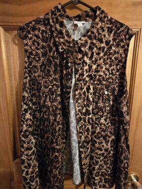 LuLaRoe Leopard Print Sleeveless Top